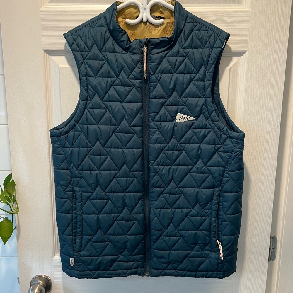 Poler Stuff Quilted Vest in Dark Blue - M